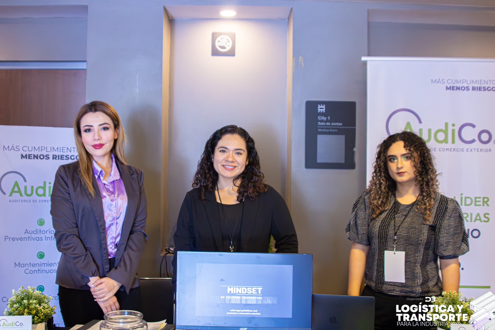 589723894_122219513900286500_8367142142891080937_n